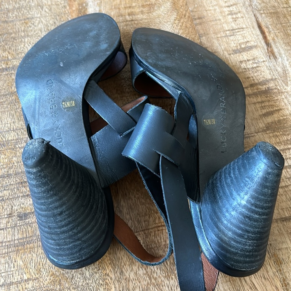 Black Leather Lucky Brand Sandals - Picture 5 of 5